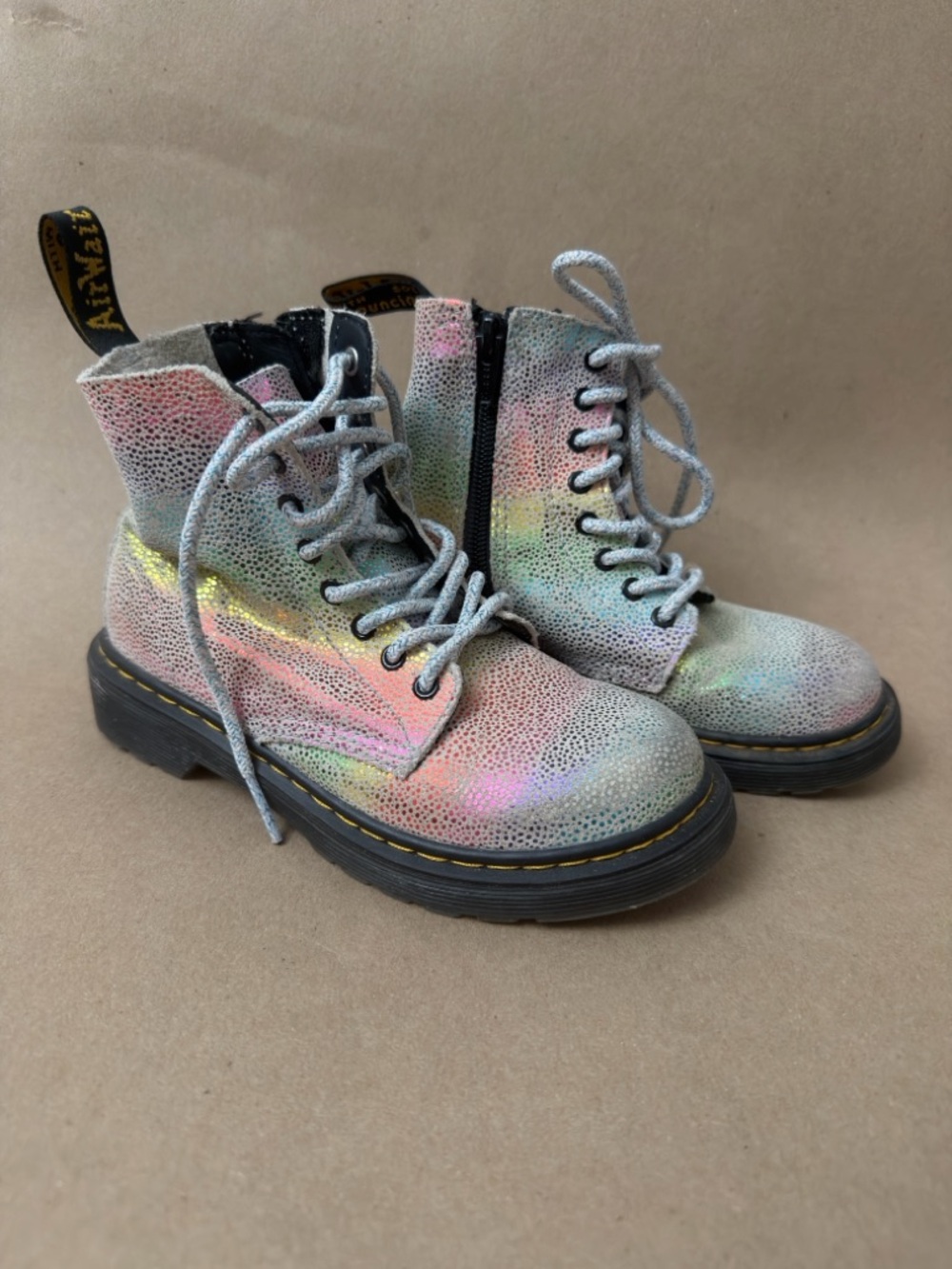 Dr. Martens Kids Iridescent Lace-Up Combat Boots - Multicolor